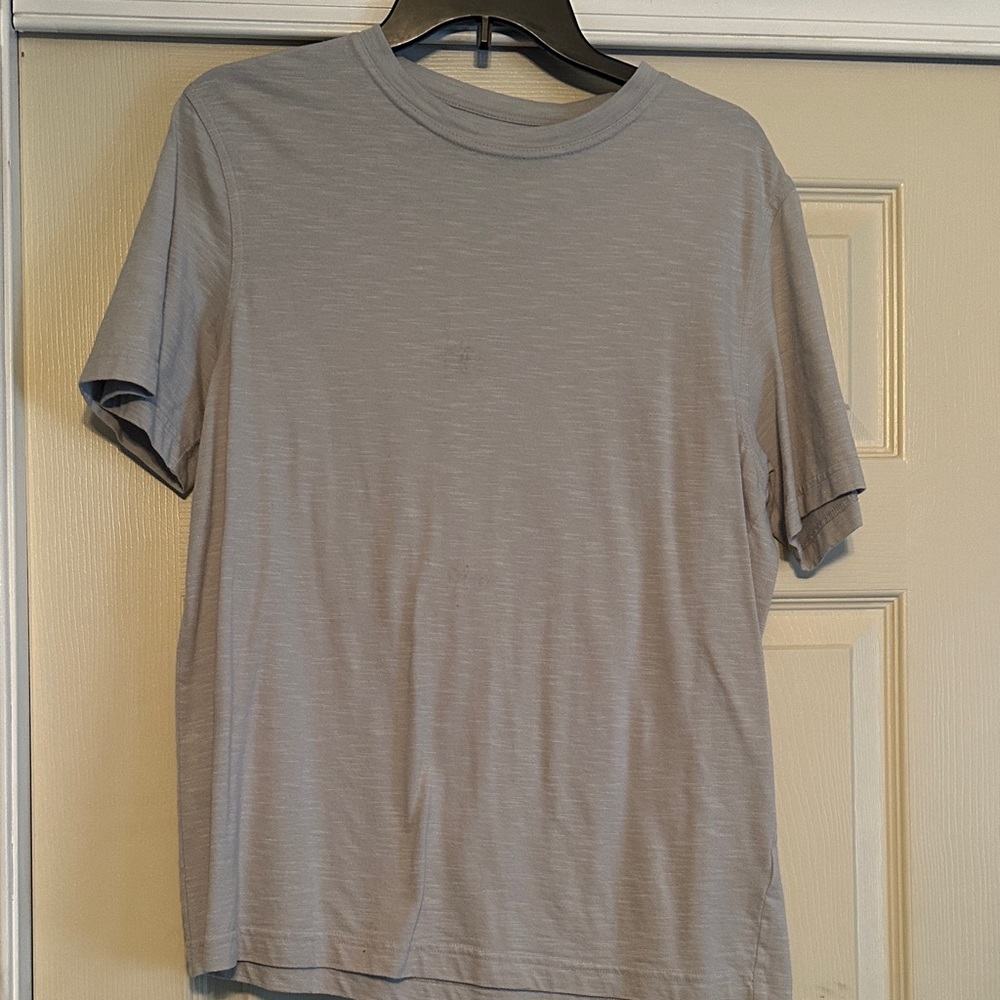 Van Heusen Light Gray Short Sleeve Tee